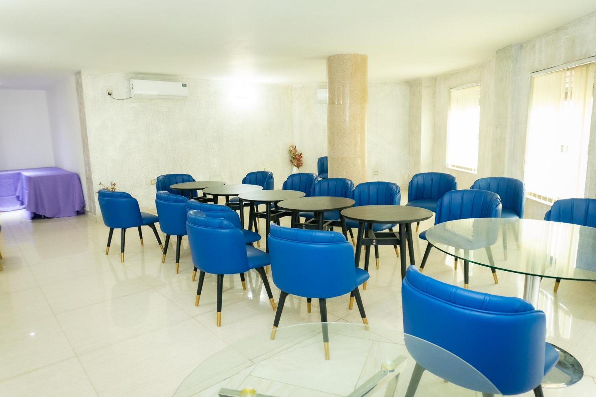 Hotel Le Figaro Douala Extérieur photo